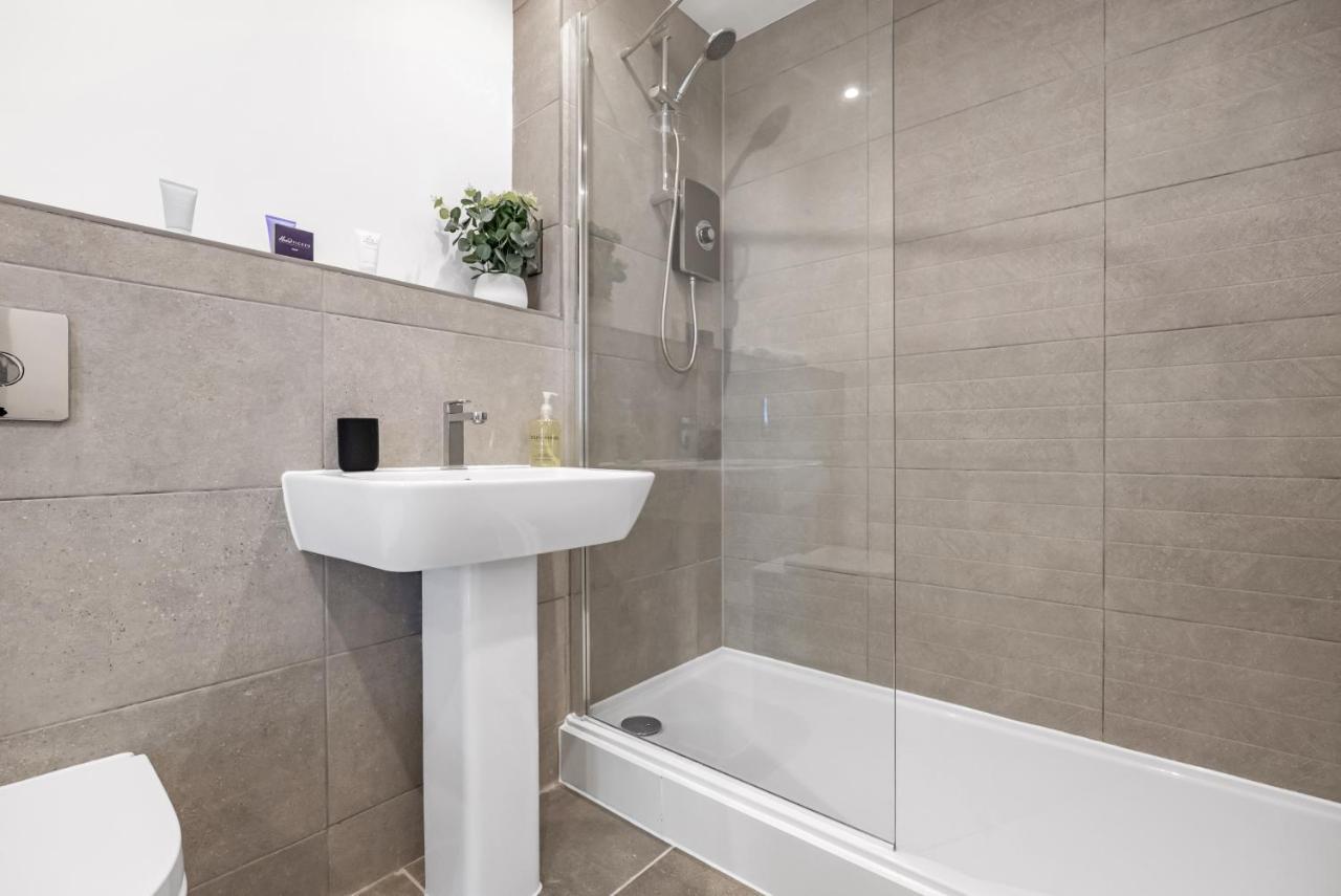Tailored Stays - Water Street Apartments CBG Екстериор снимка